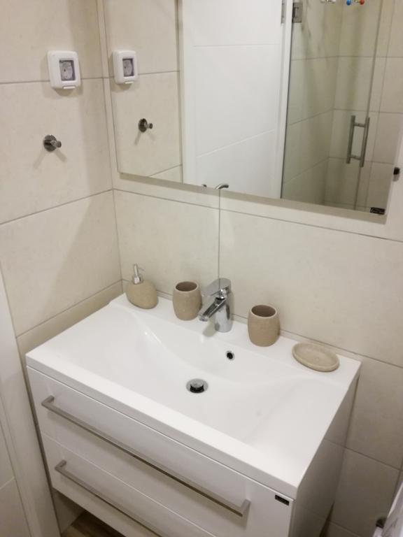 Apartment Victoria Dobra Voda Ngoại thất bức ảnh